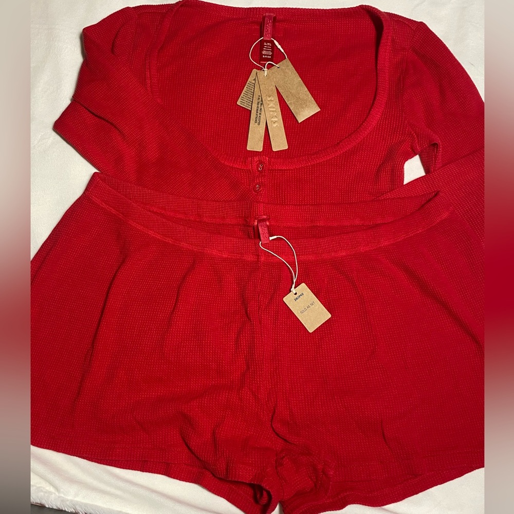 Skims NWT lounge set